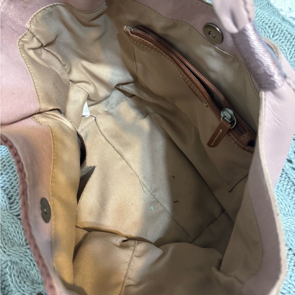 Very nice The Sak shoulder purse.  Very lightly used.